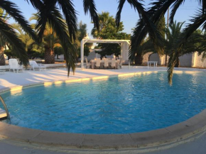 Гостиница Masseria Rienzo  Остуни